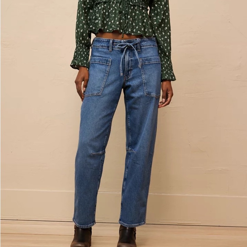 American Eagle Stretch Barrel Jeans